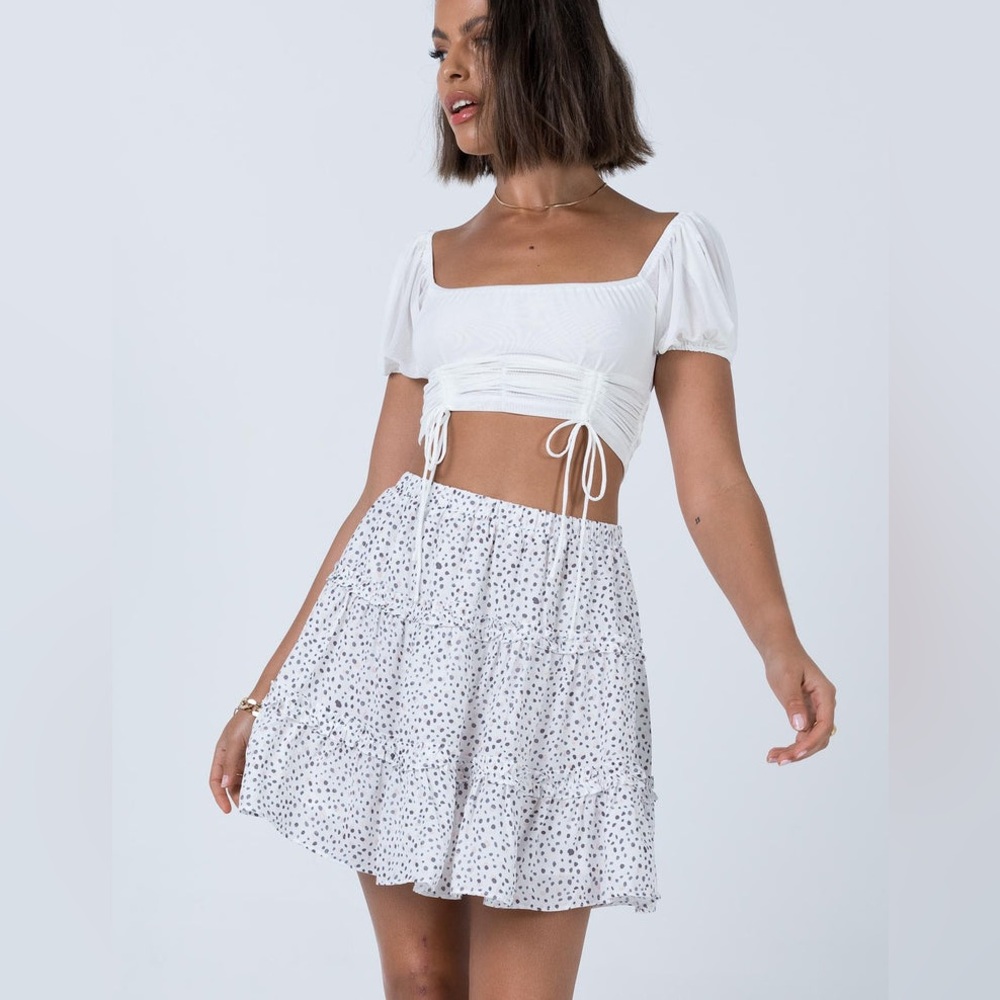 Princess Polly Rasmus Mini Skirt White. Size US 2. NWOT
